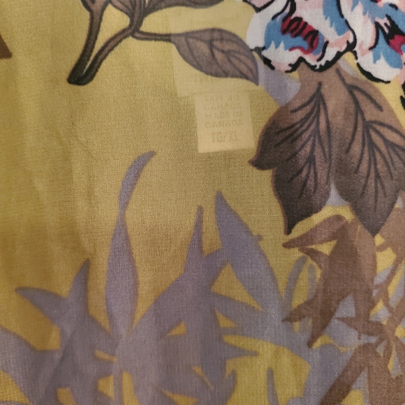 Beautiful soft top - Picture 6 of 6